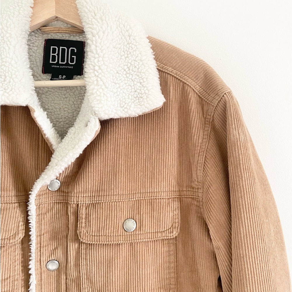 BDG Urban Outfitters Brown Tan Corduroy Sherpa Trucker Jacket Size S